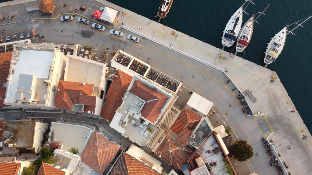 The Manessi City Boutique Hotel Poros Town Exterior foto