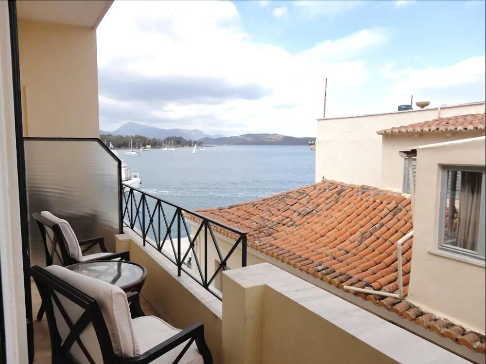 The Manessi City Boutique Hotel Poros Town Exterior foto