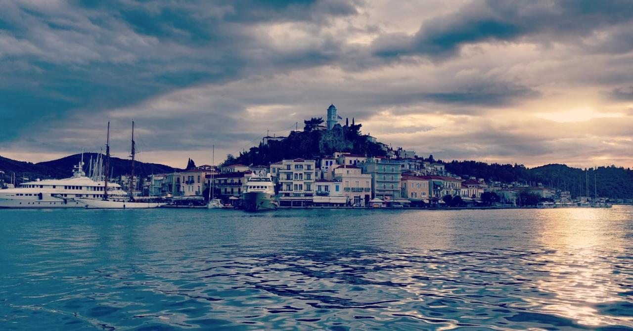 The Manessi City Boutique Hotel Poros Town Exterior foto
