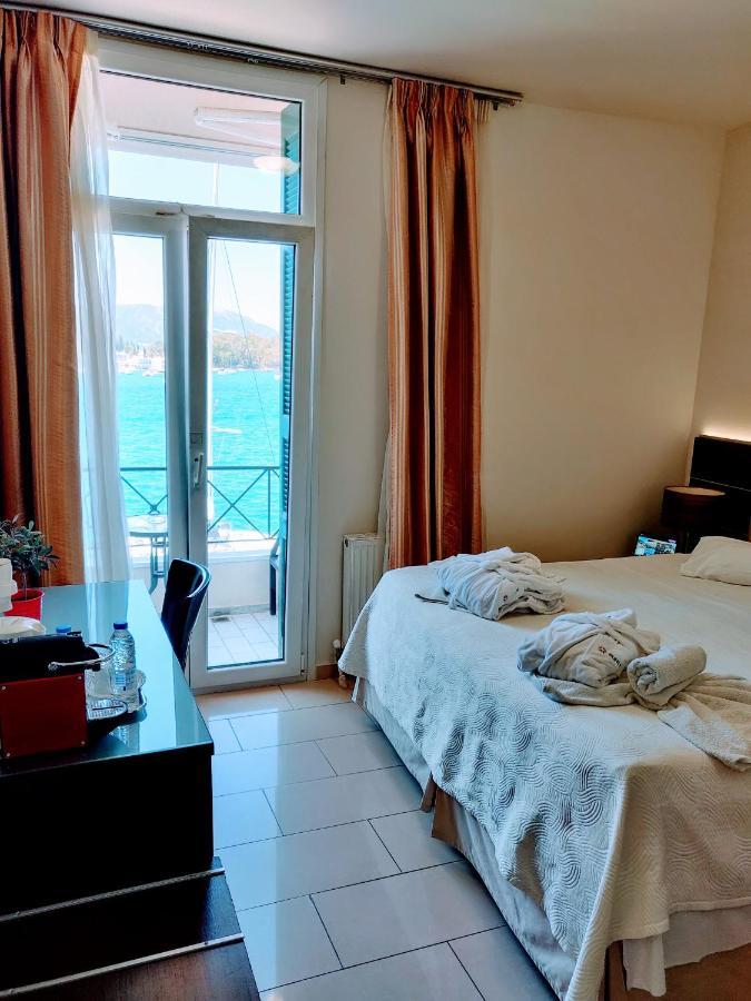 The Manessi City Boutique Hotel Poros Town Exterior foto