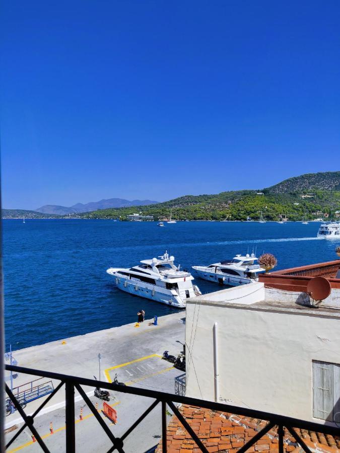 The Manessi City Boutique Hotel Poros Town Exterior foto