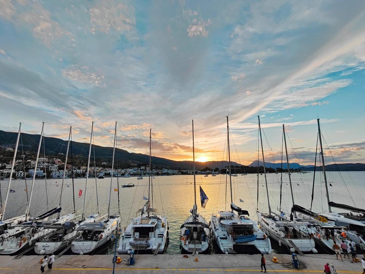 The Manessi City Boutique Hotel Poros Town Exterior foto