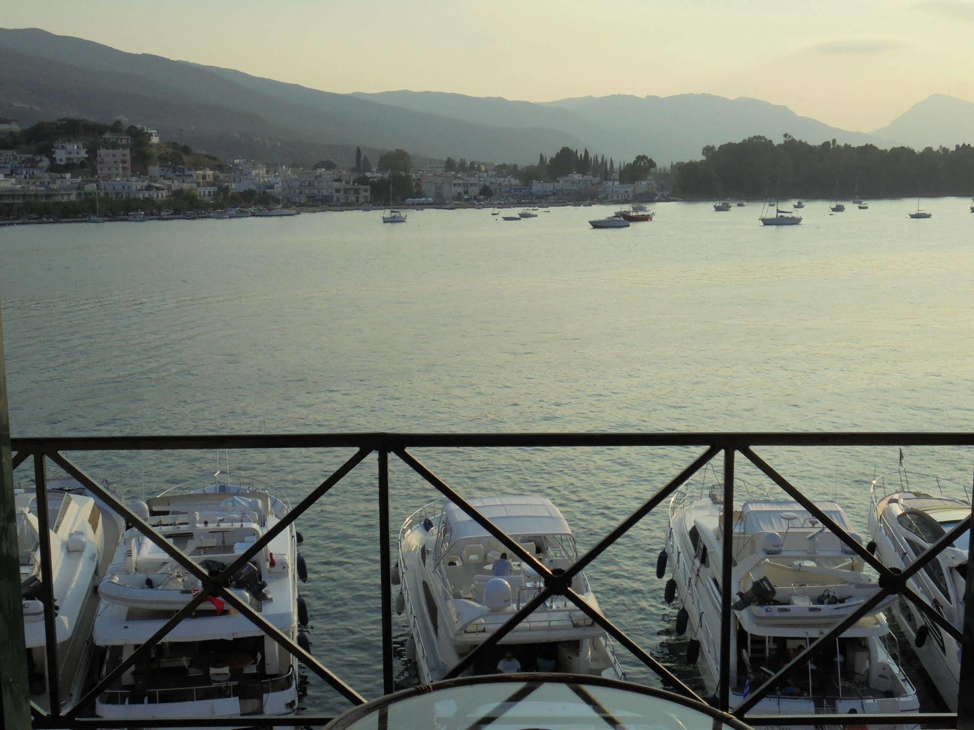 The Manessi City Boutique Hotel Poros Town Exterior foto